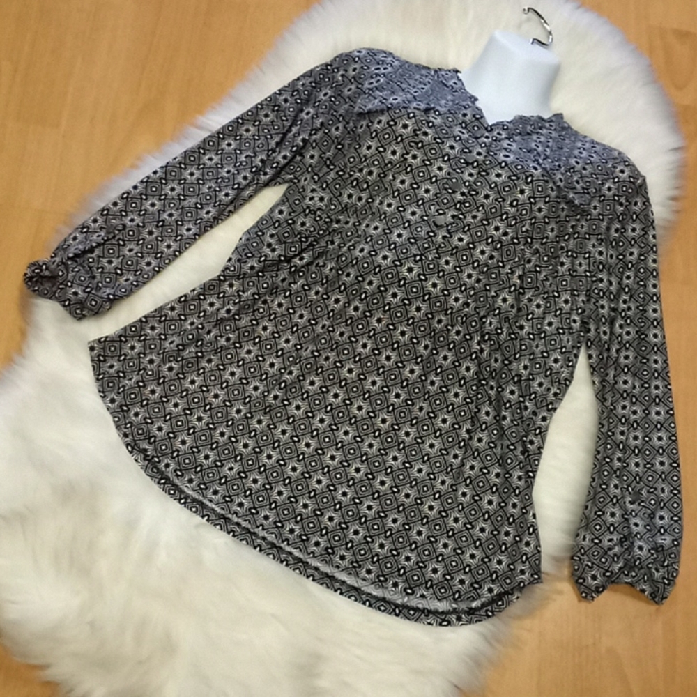 Dress Barn Printed Blouse - Picture 9 of 14